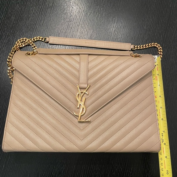 Saint Laurent Nude Bag With Gold Chain, Front Flap, Shoulder Bag - Picture 12 of 13
